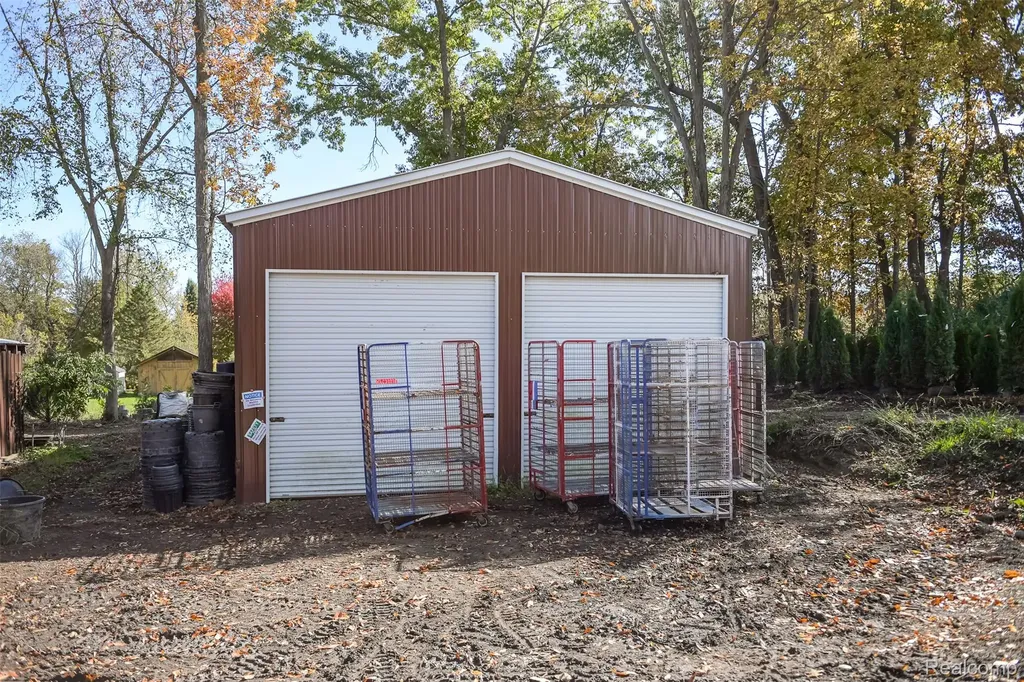 2076 Seymour Lake Road Brandon Charter Township MI 48462