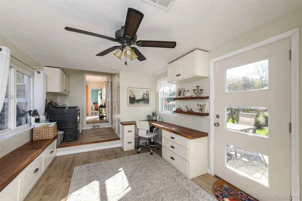2076 Seymour Lake Road Brandon Charter Township MI 48462
