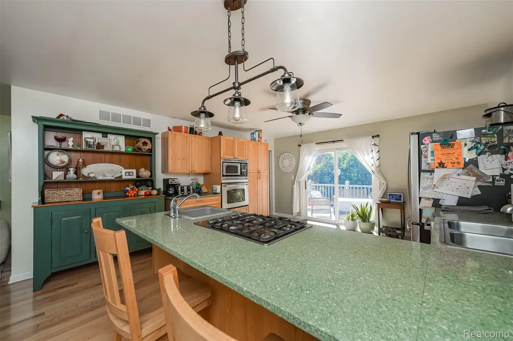 2076 Seymour Lake Road Brandon Charter Township MI 48462