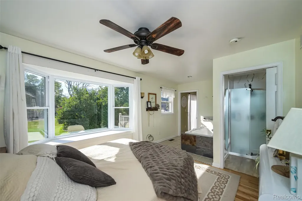 2076 Seymour Lake Road Brandon Charter Township MI 48462