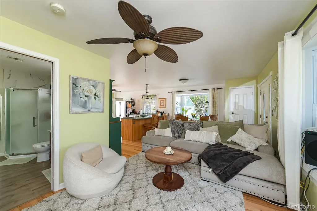 2076 Seymour Lake Road Brandon Charter Township MI 48462