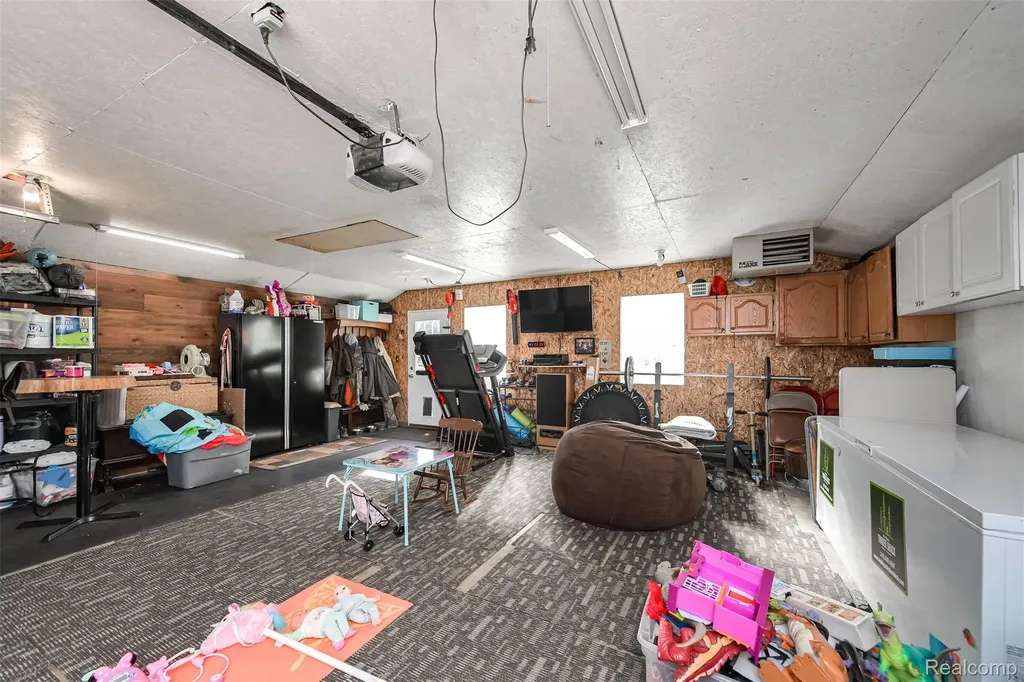 2076 Seymour Lake Road Brandon Charter Township MI 48462