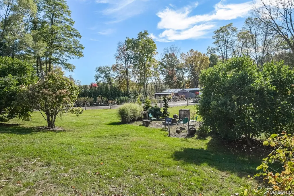 2076 Seymour Lake Road Brandon Charter Township MI 48462