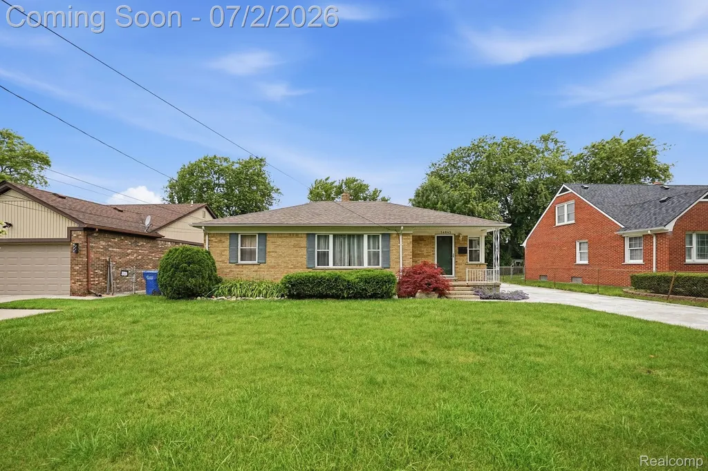 14845 Shirley Avenue Warren City MI 48089