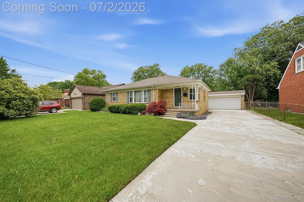 14845 Shirley Avenue Warren City MI 48089