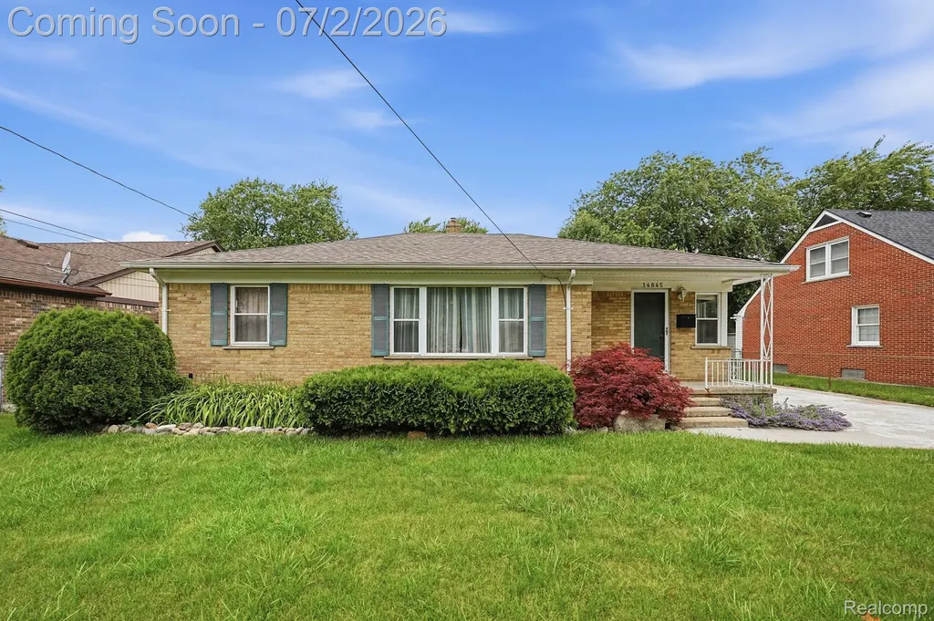 14845 Shirley Avenue Warren City MI 48089