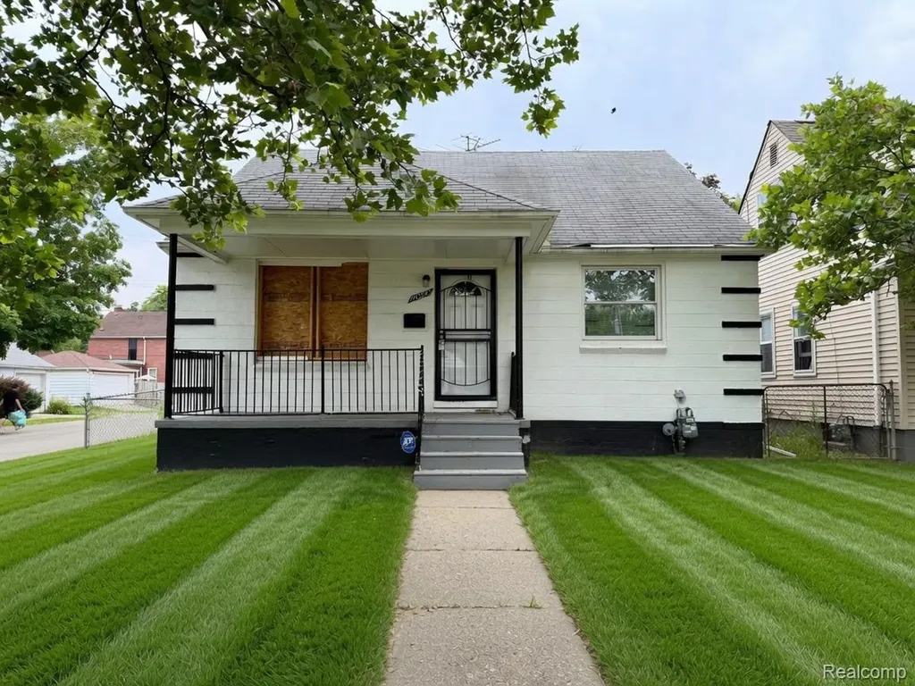 11090 Minden Street Detroit City MI 48205
