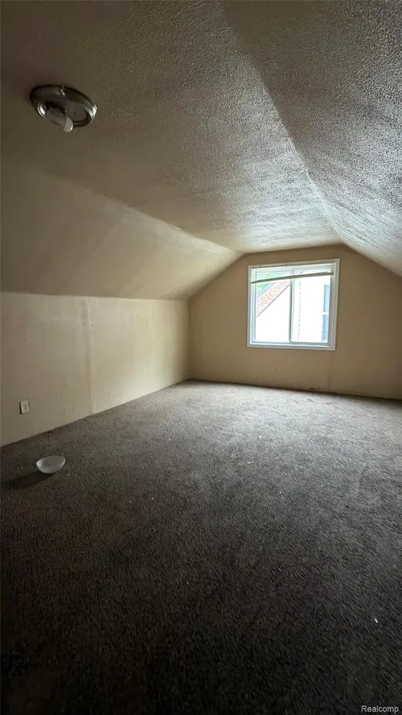 11090 Minden Street Detroit City MI 48205