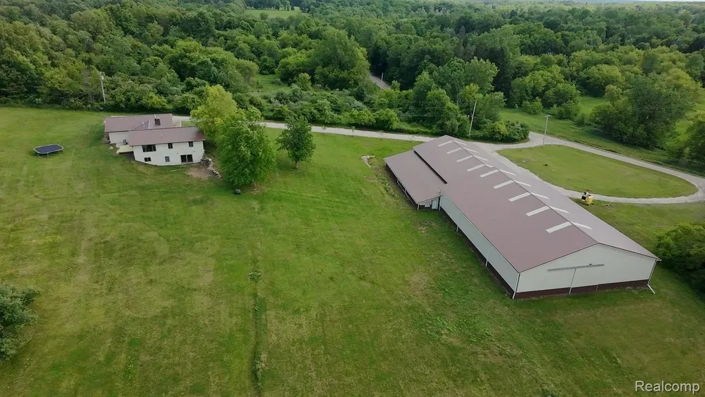 3200 E Bayliss Drive E Oxford Charter Township MI 48371