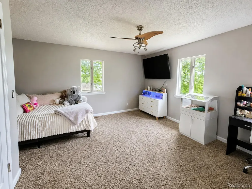 3200 E Bayliss Drive E Oxford Charter Township MI 48371