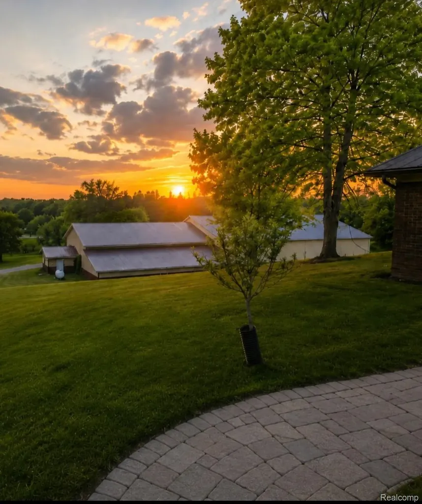 3200 E Bayliss Drive E Oxford Charter Township MI 48371