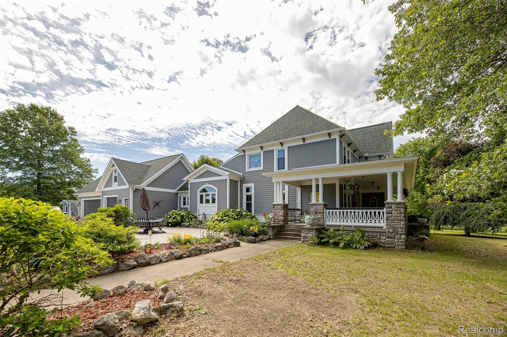 3839 Shamrock Drive Oregon Township MI 48446