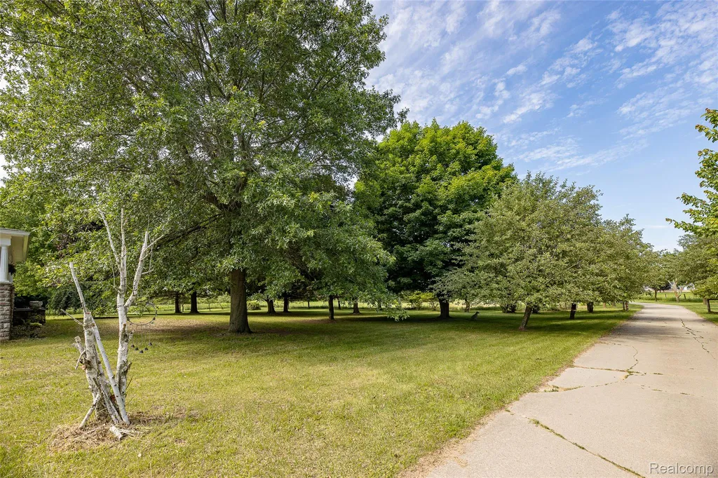 3839 Shamrock Drive Oregon Township MI 48446