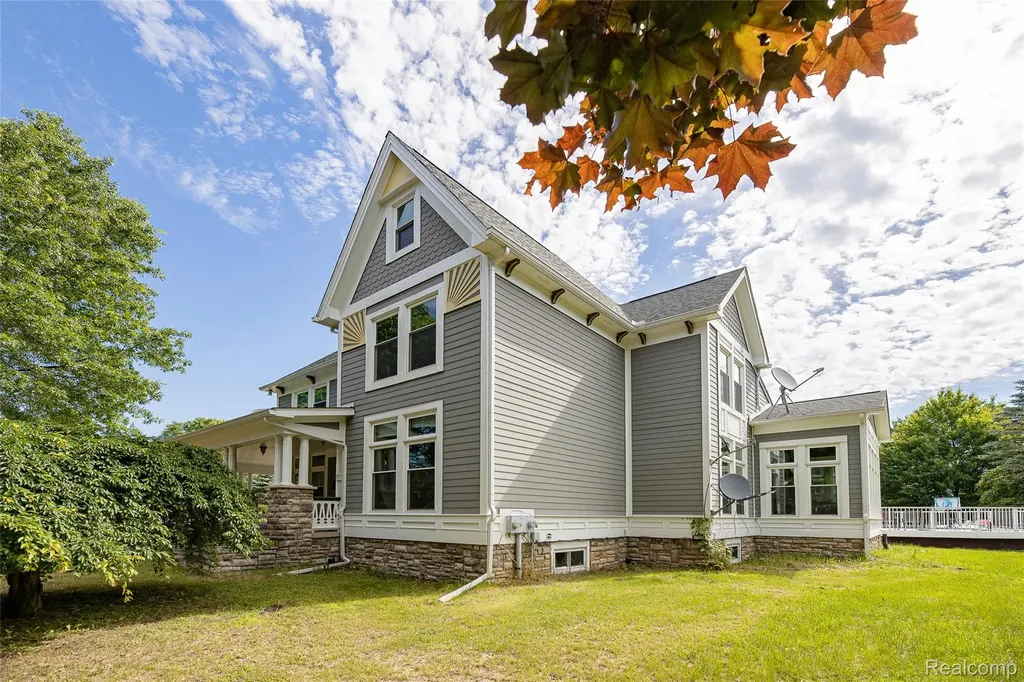 3839 Shamrock Drive Oregon Township MI 48446
