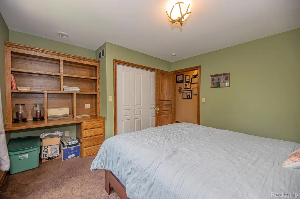 3839 Shamrock Drive Oregon Township MI 48446
