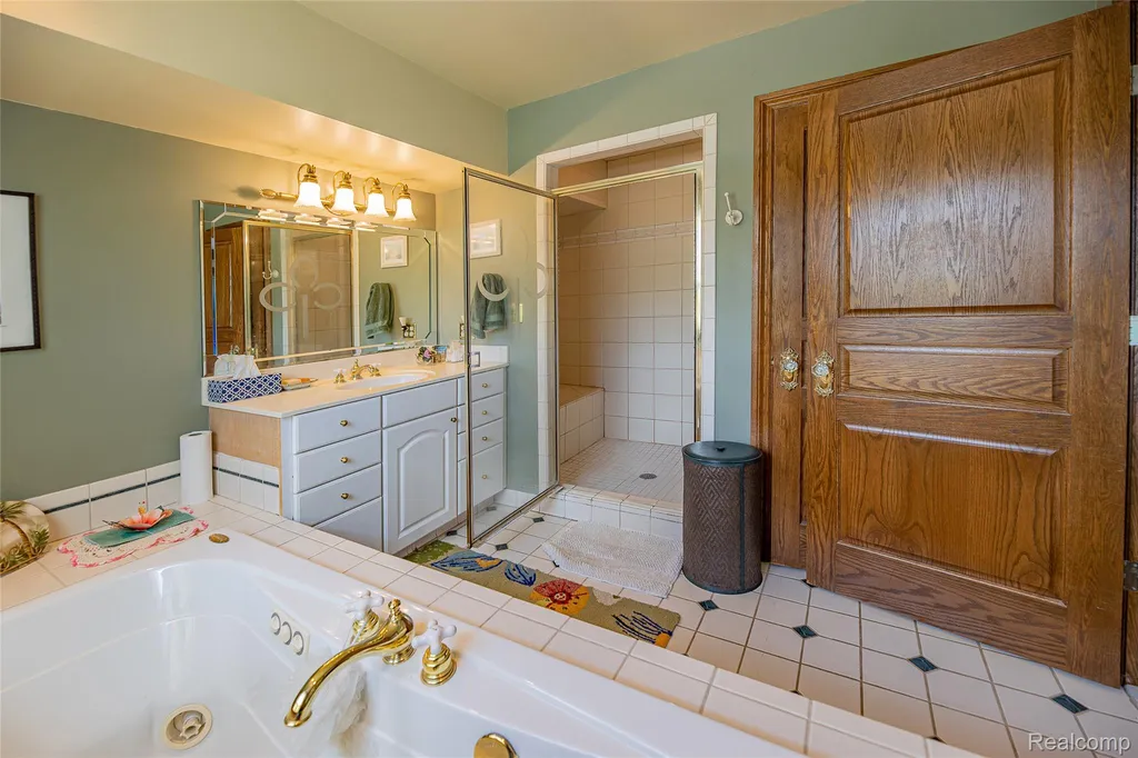 3839 Shamrock Drive Oregon Township MI 48446