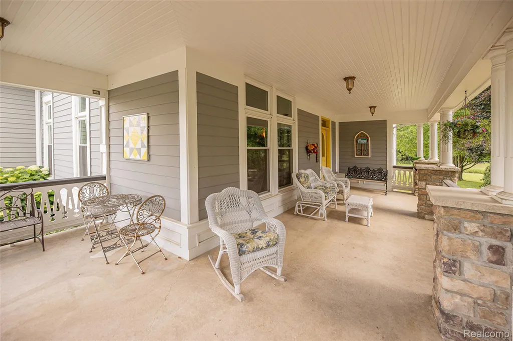 3839 Shamrock Drive Oregon Township MI 48446