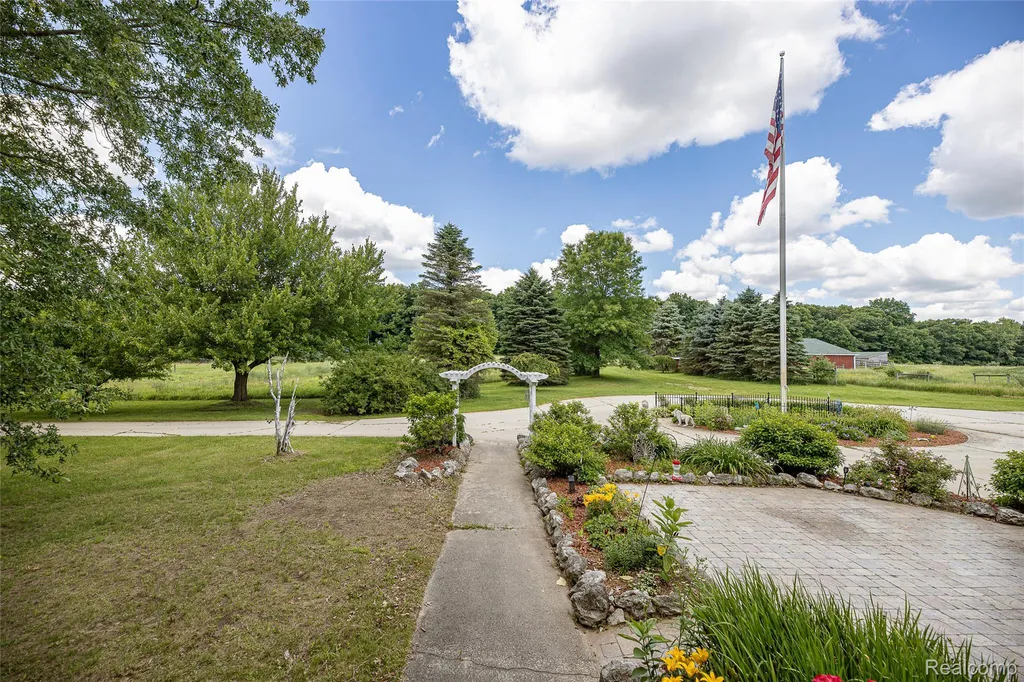 3839 Shamrock Drive Oregon Township MI 48446