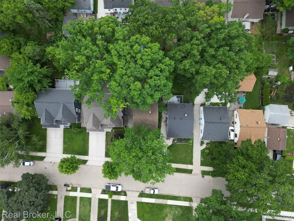 1919 Fern Street Royal Oak City MI 48073