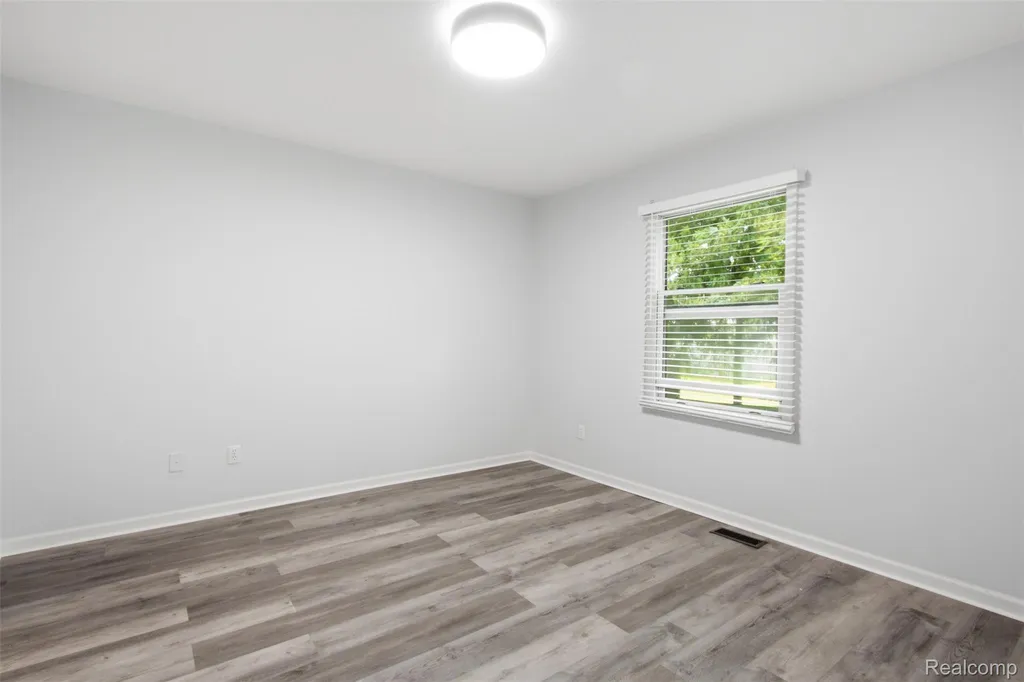 41837 King Edward Court Clinton Charter Township MI 48038
