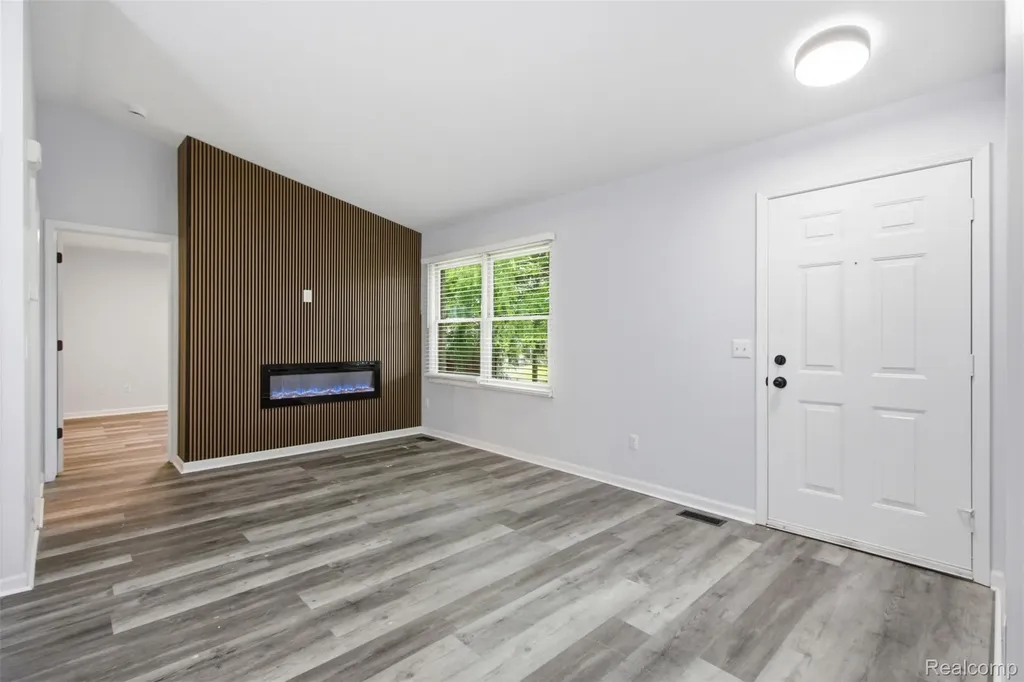 41837 King Edward Court Clinton Charter Township MI 48038