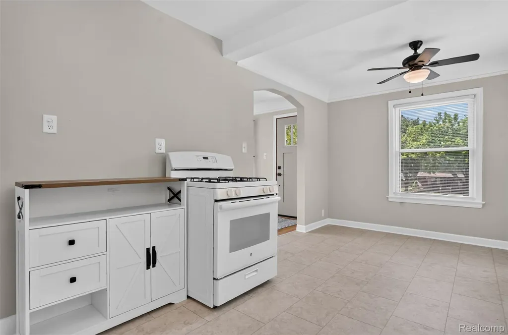 3556 Lincolnshire Road Waterford Charter Township MI 48328