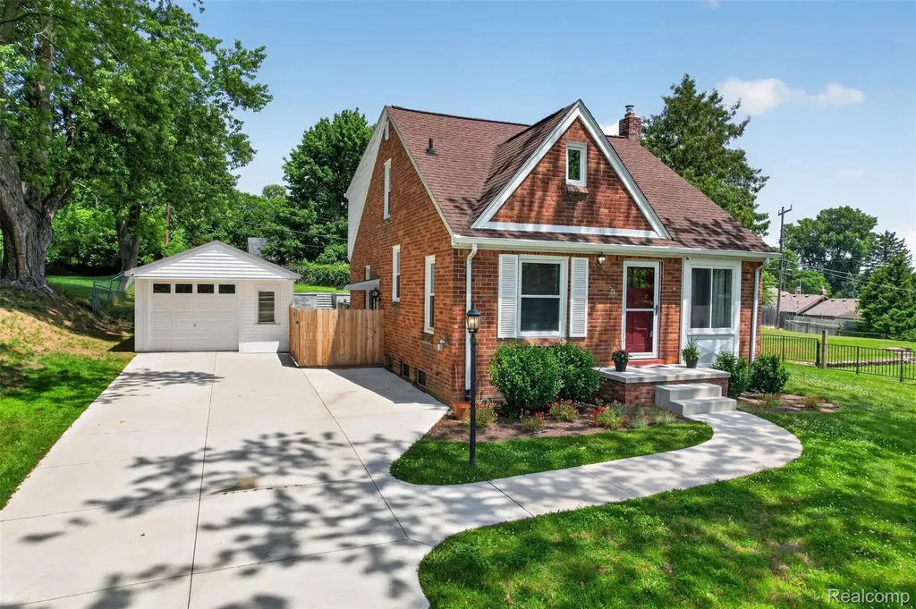 3556 Lincolnshire Road Waterford Charter Township MI 48328