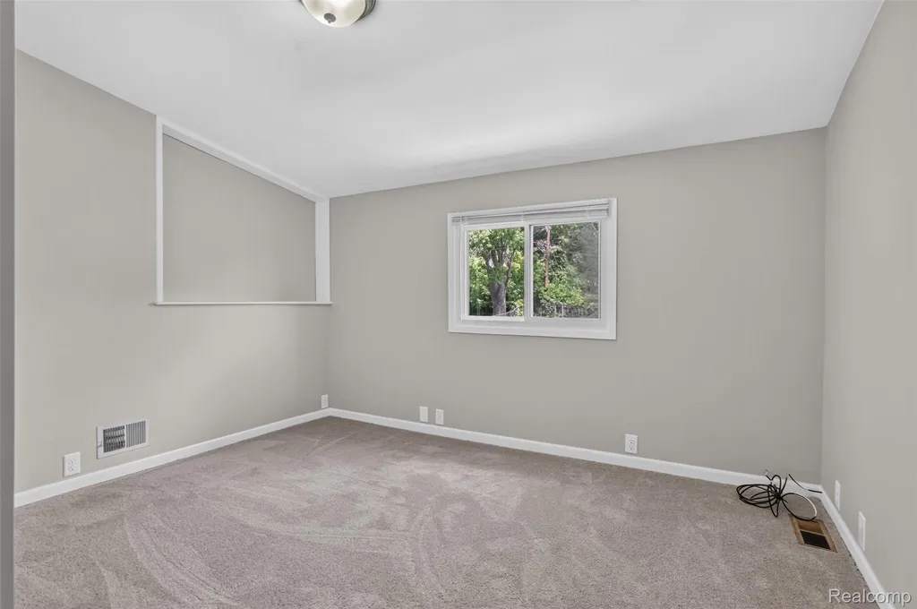3556 Lincolnshire Road Waterford Charter Township MI 48328