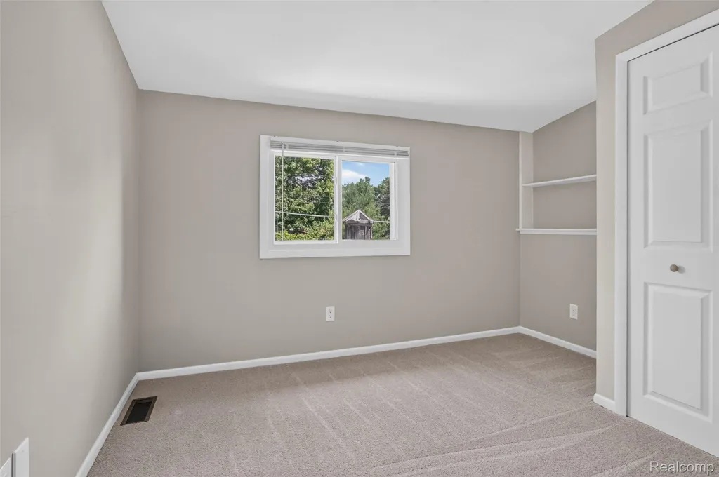 3556 Lincolnshire Road Waterford Charter Township MI 48328