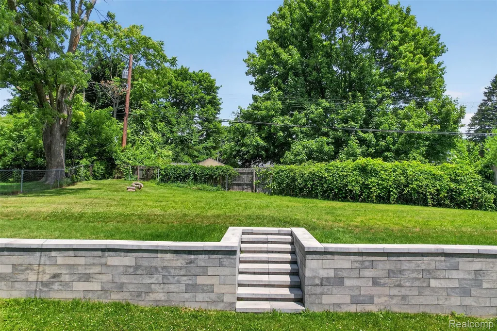 3556 Lincolnshire Road Waterford Charter Township MI 48328