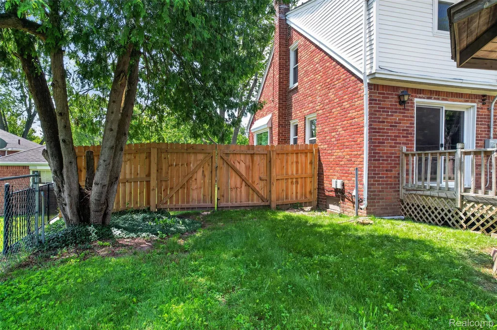 3556 Lincolnshire Road Waterford Charter Township MI 48328