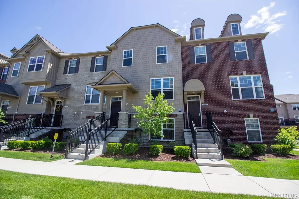 2940 Glenbar Circle Rochester Hills City MI 48307
