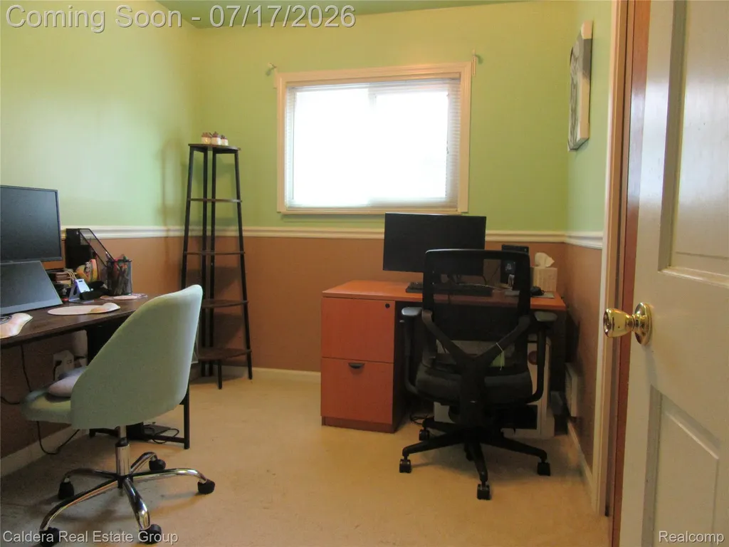 26644 Rialto Street Madison Heights City MI 48071