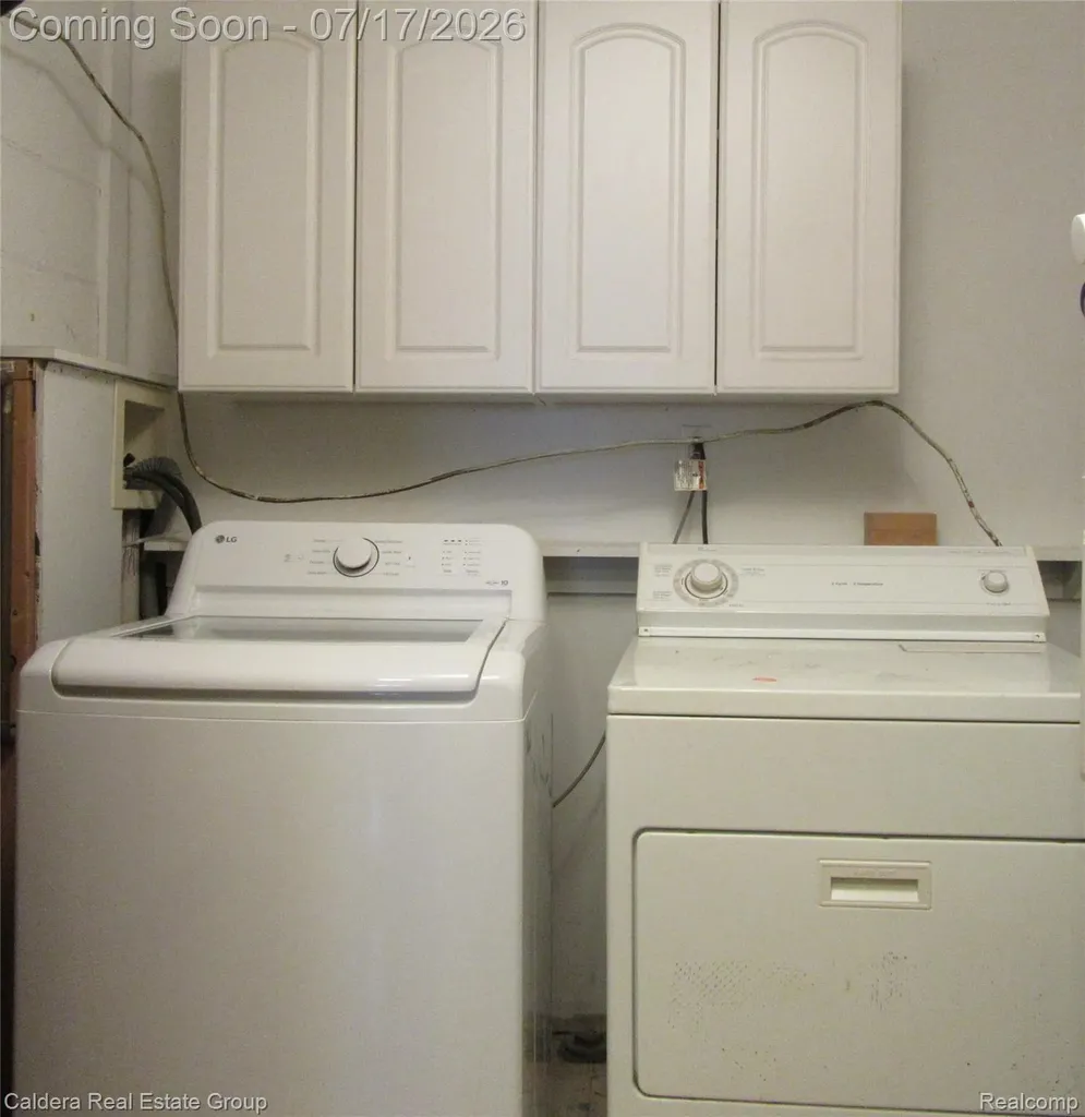 26644 Rialto Street Madison Heights City MI 48071