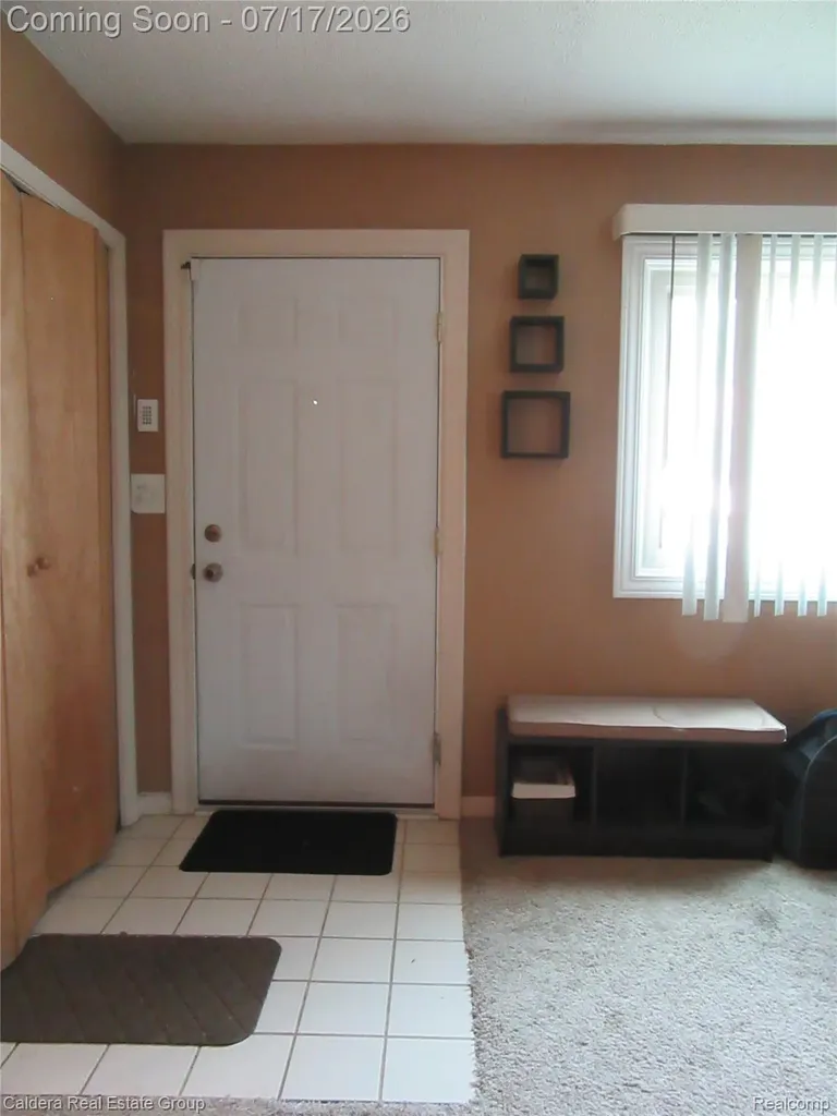 26644 Rialto Street Madison Heights City MI 48071