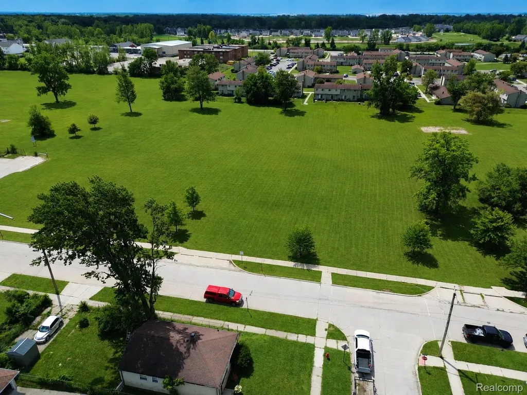 5157 Niagara Street Wayne City MI 48184
