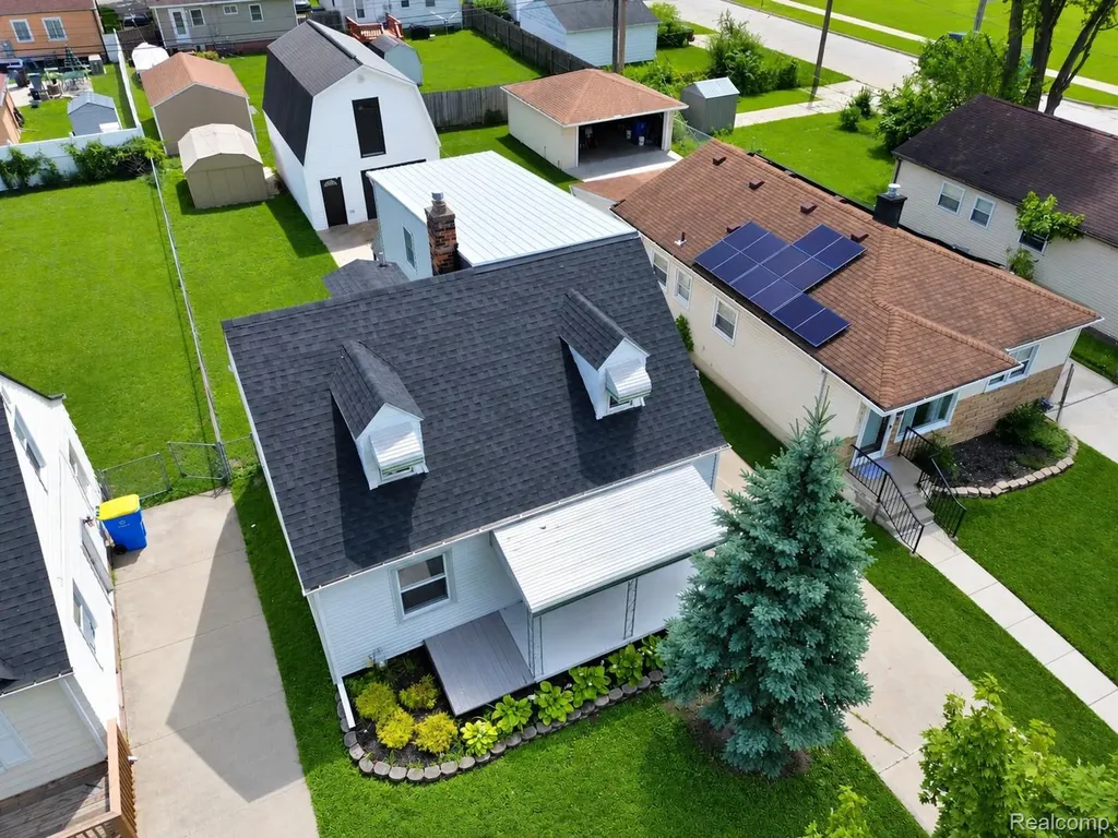 5157 Niagara Street Wayne City MI 48184