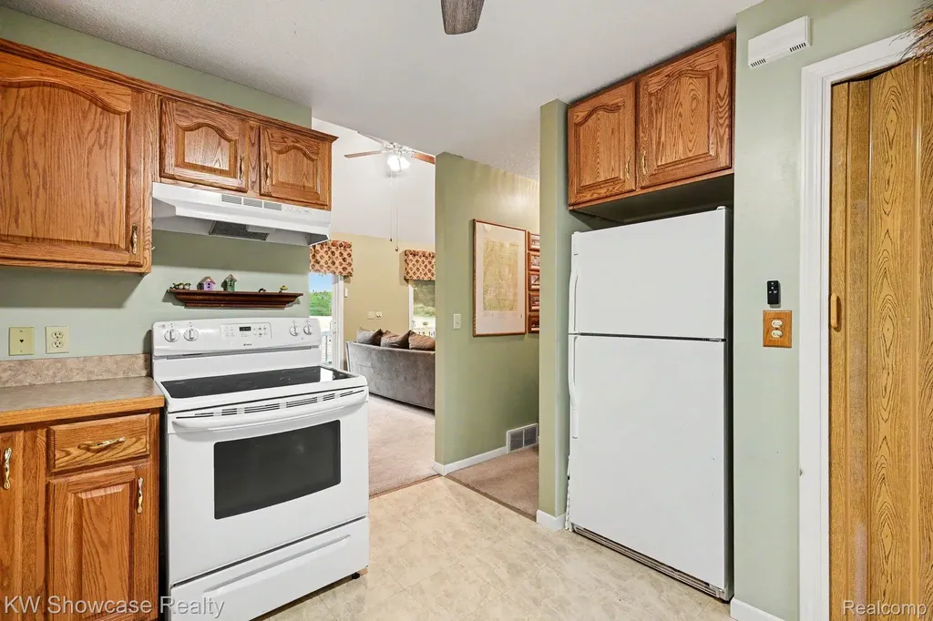 11702 North Old 27 N Old 27 Maple Forest Township MI 49733