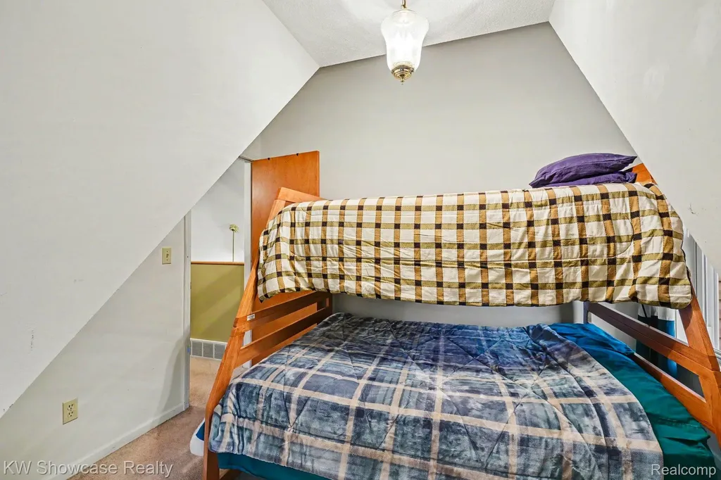 11702 North Old 27 N Old 27 Maple Forest Township MI 49733