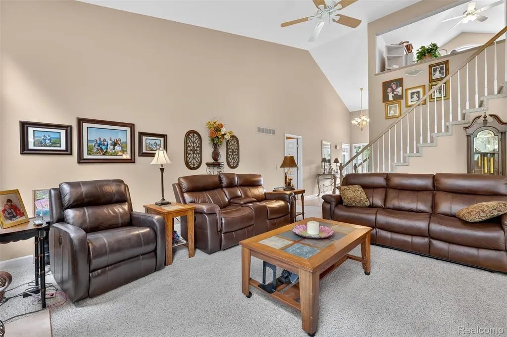 2366 Elkridge Circle Highland Charter Township MI 48356