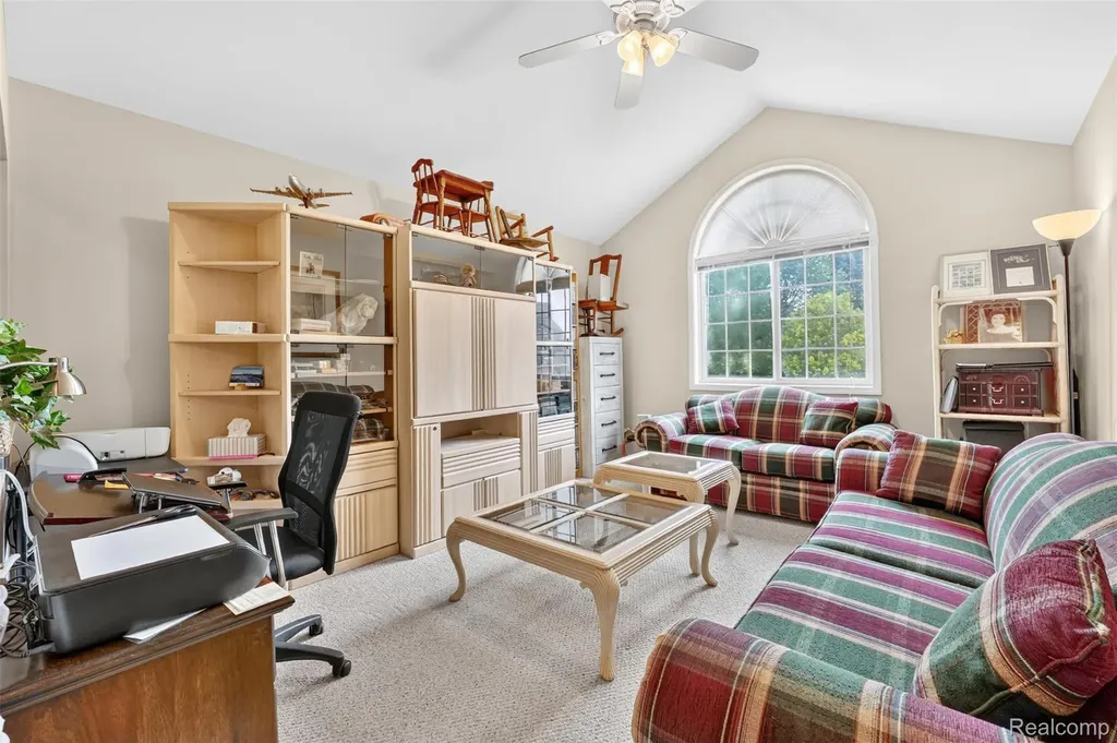 2366 Elkridge Circle Highland Charter Township MI 48356
