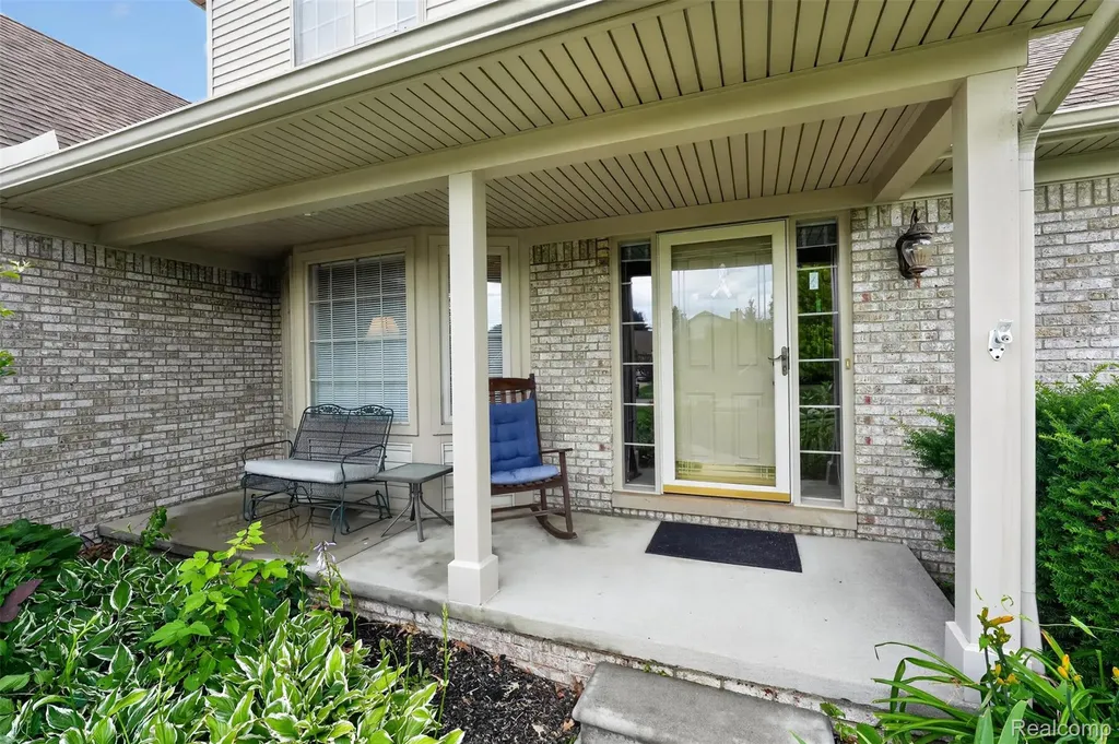 2366 Elkridge Circle Highland Charter Township MI 48356