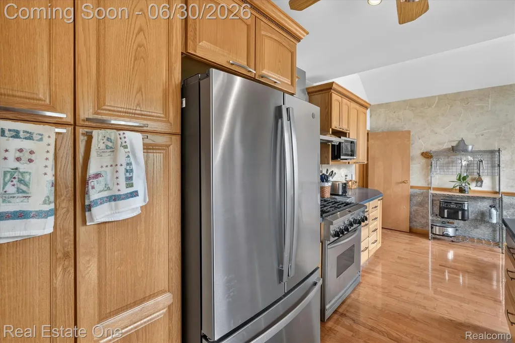 30691 Rainbow Drive Lyon Charter Township MI 48165