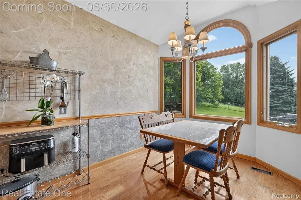 30691 Rainbow Drive Lyon Charter Township MI 48165