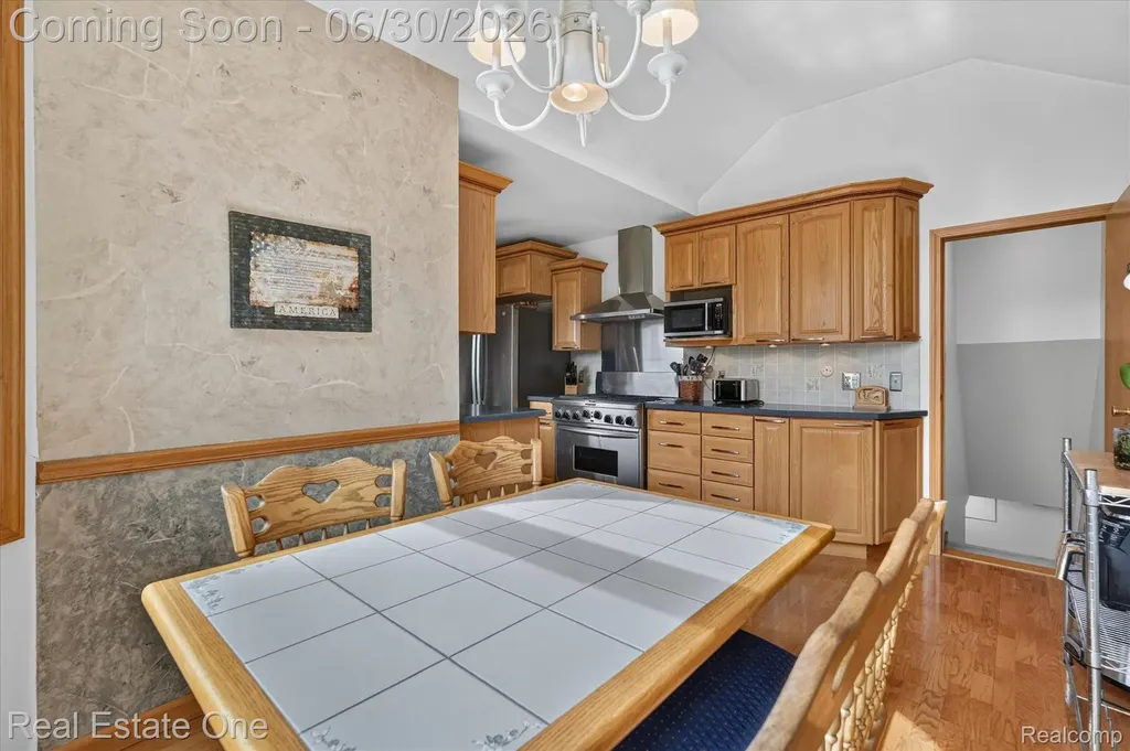 30691 Rainbow Drive Lyon Charter Township MI 48165