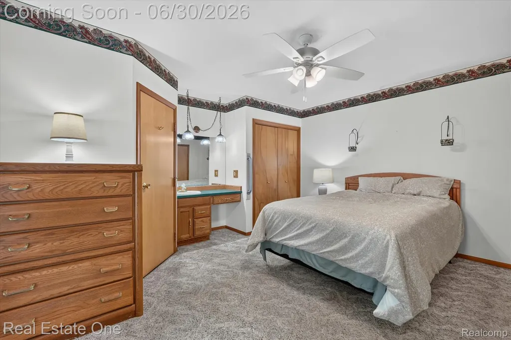 30691 Rainbow Drive Lyon Charter Township MI 48165