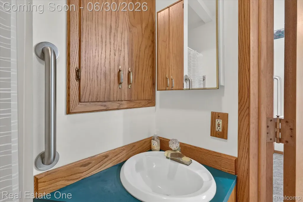 30691 Rainbow Drive Lyon Charter Township MI 48165