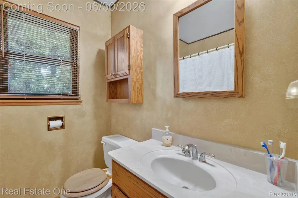 30691 Rainbow Drive Lyon Charter Township MI 48165