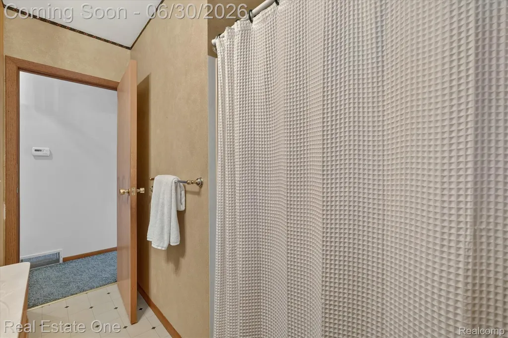 30691 Rainbow Drive Lyon Charter Township MI 48165