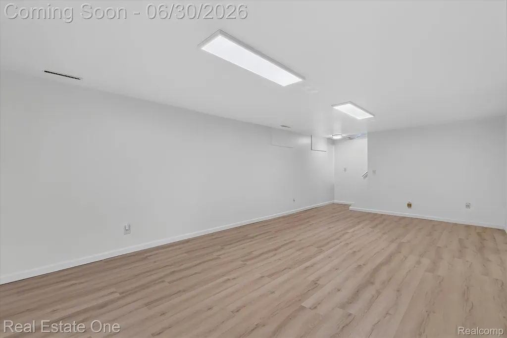 30691 Rainbow Drive Lyon Charter Township MI 48165